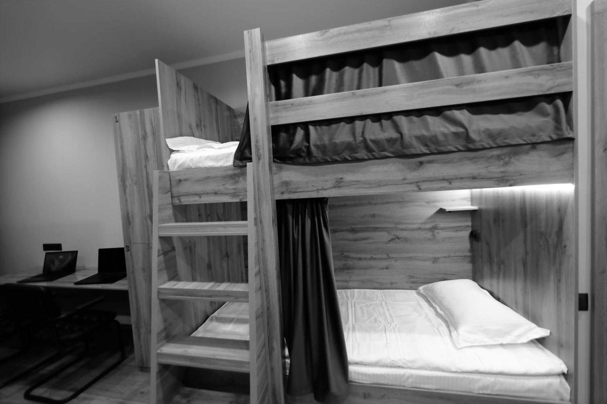 Cozy Hostel Bishkek Exterior foto