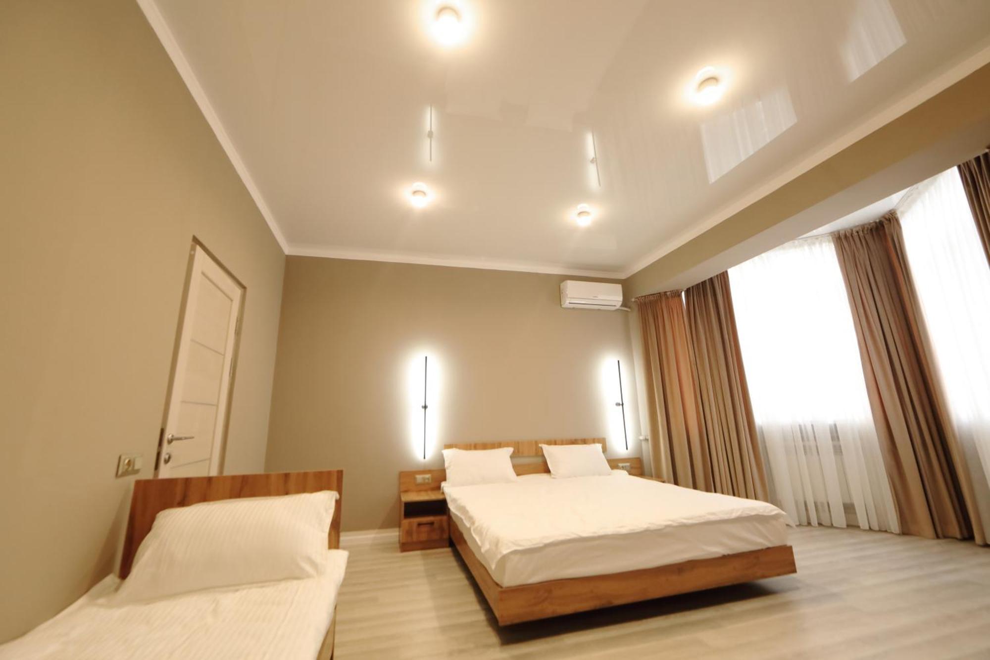 Cozy Hostel Bishkek Exterior foto